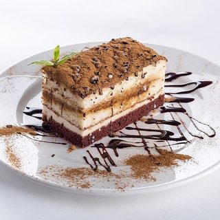 کیک شکلاتی کامل (۸ نفره)