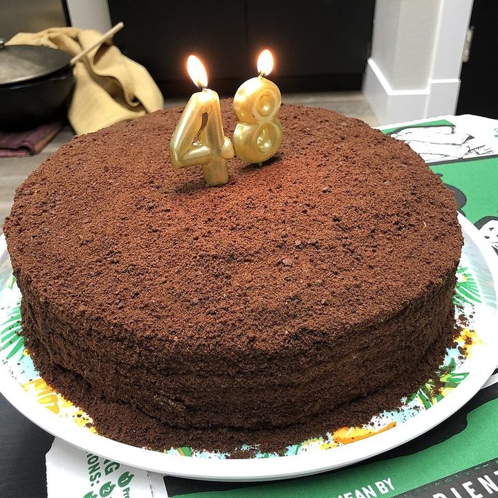 کیک عددی و حروف (۱٫۵ کیلو)
